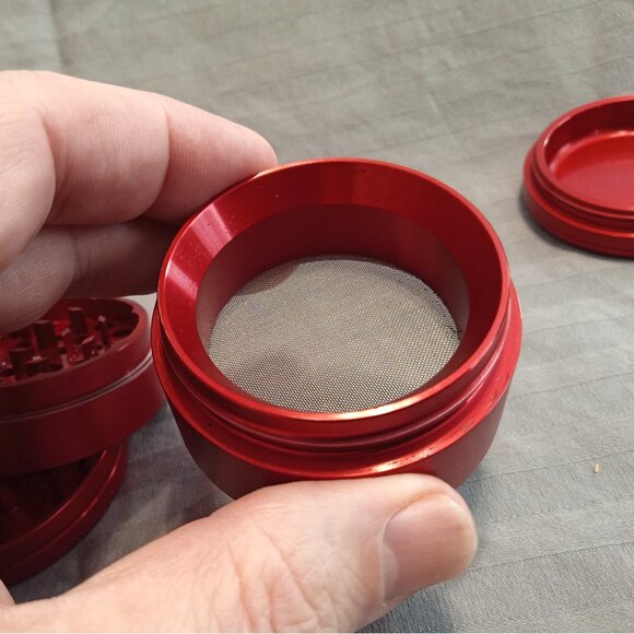 Diamond Grind 4 Piece Herb Grinder, Red 2" (50 mm) with GasPipe Store Logo - Picture 6 of 10